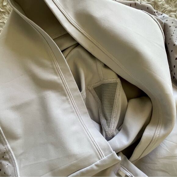 Athleta a Game 2 in 1 Crop Skirt Tennis Golf Size XL EUC - Picture 8 of 8